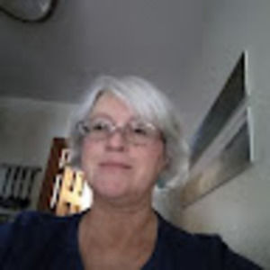 Meet your Posher, Debra